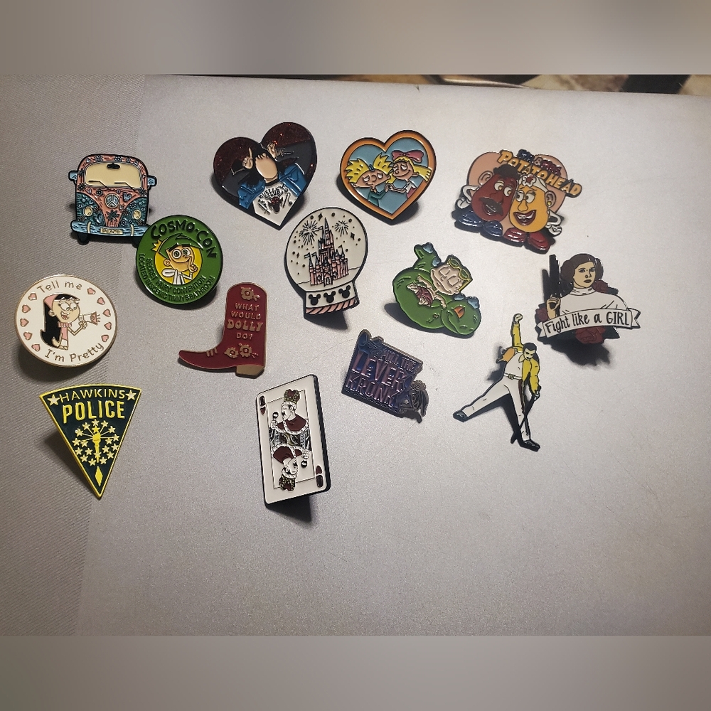Pin 14 Piece Collection Colorfull  Enamel Pin Set